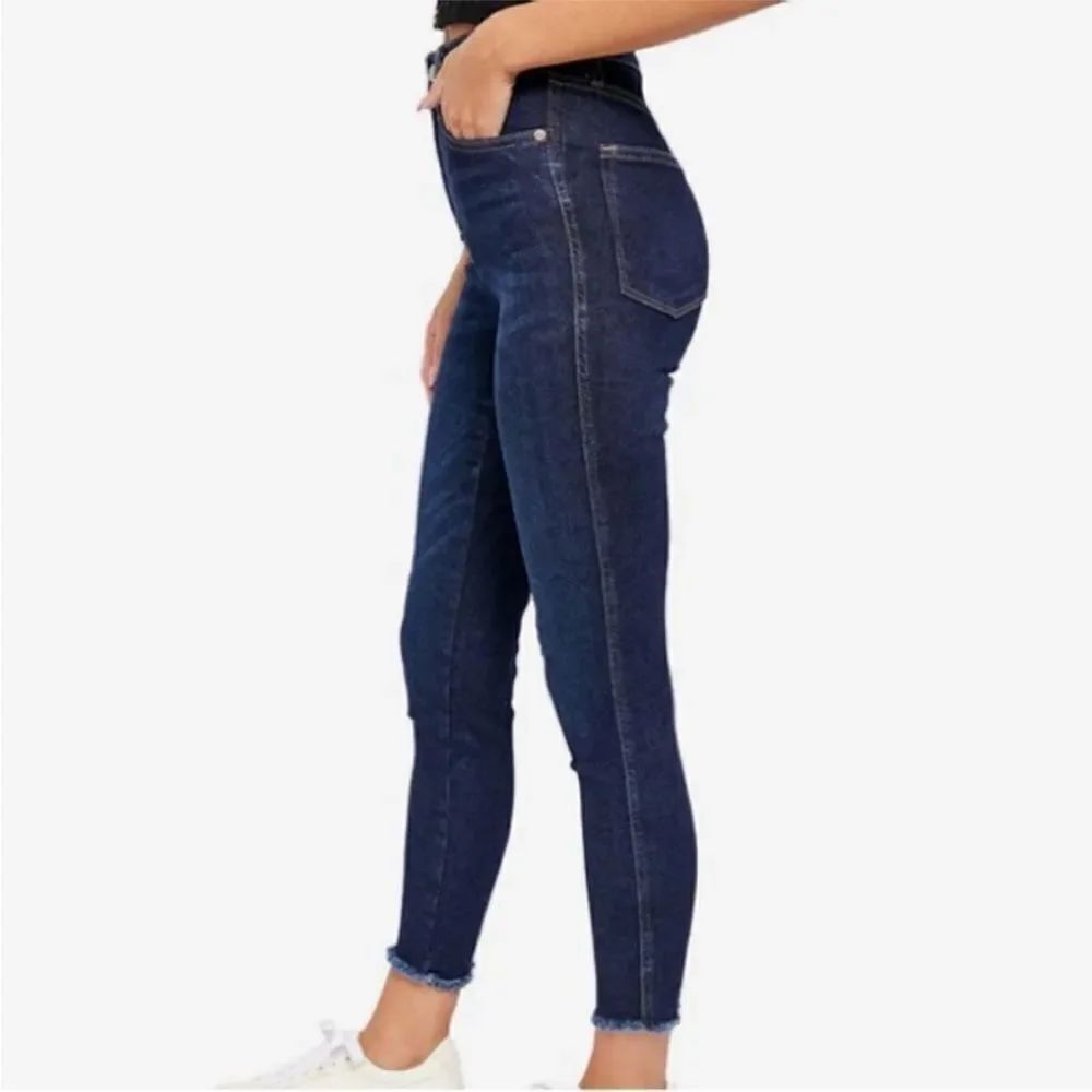 Free People Jeans Womens Size 29 Blue Denim Skiny Leg High Rise NWT - Picture 4 of 16
